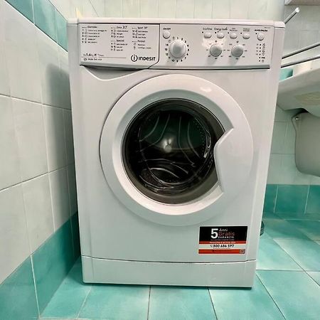 דירות דסנזאנו דל גארדה Beija Flor-Trilocale Piazza Garibaldi N18 מראה חיצוני תמונה